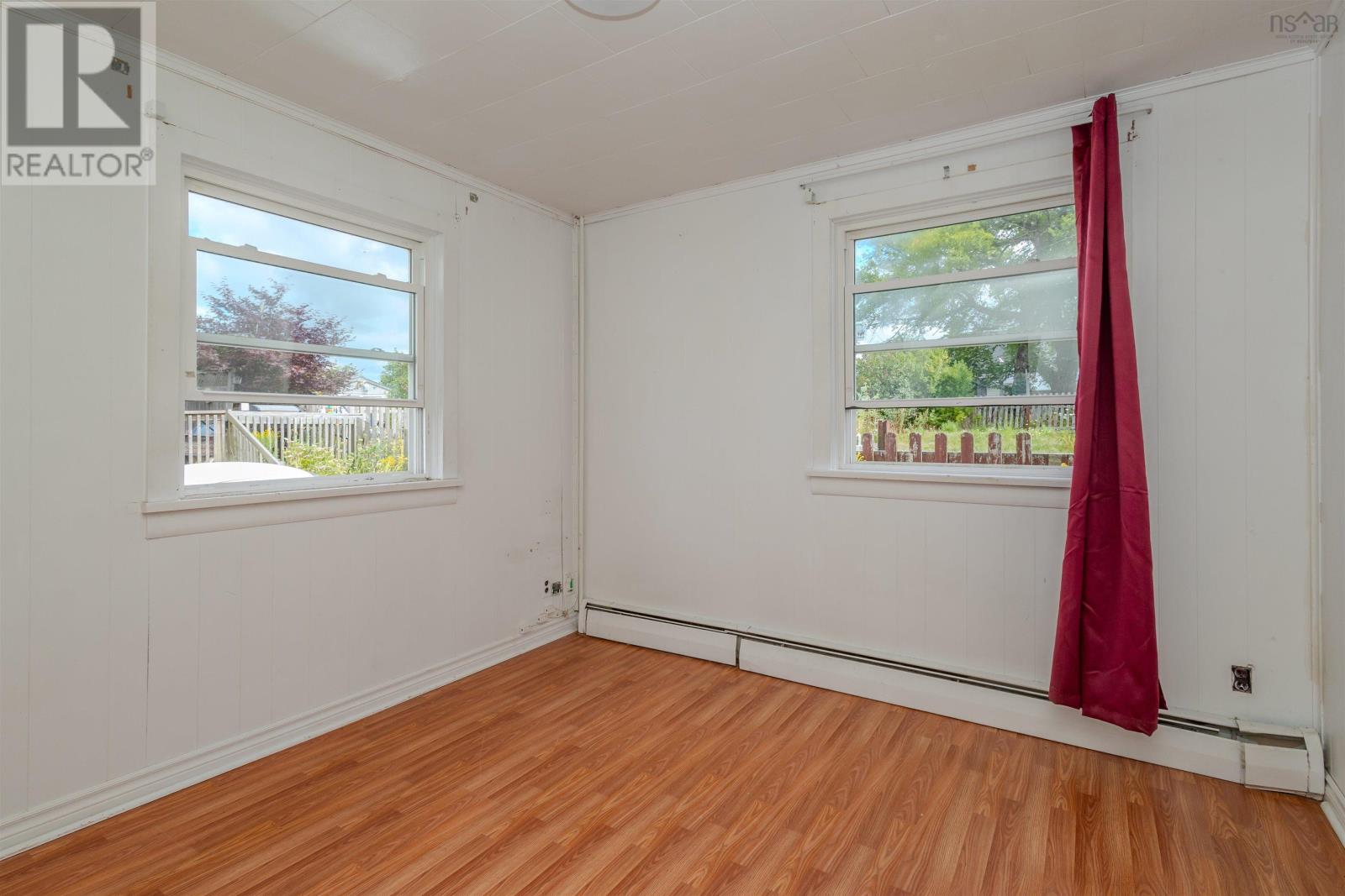 Property 11 of 32 of 46 Richmond Street