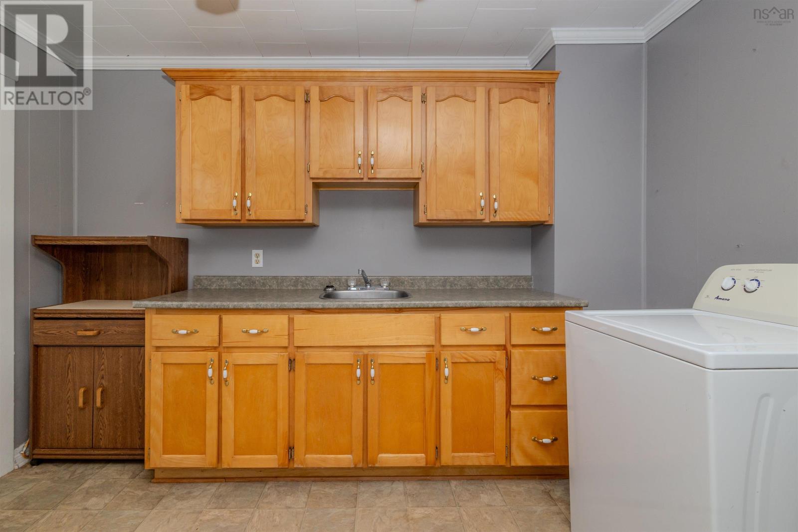 Property 16 of 32 of 46 Richmond Street