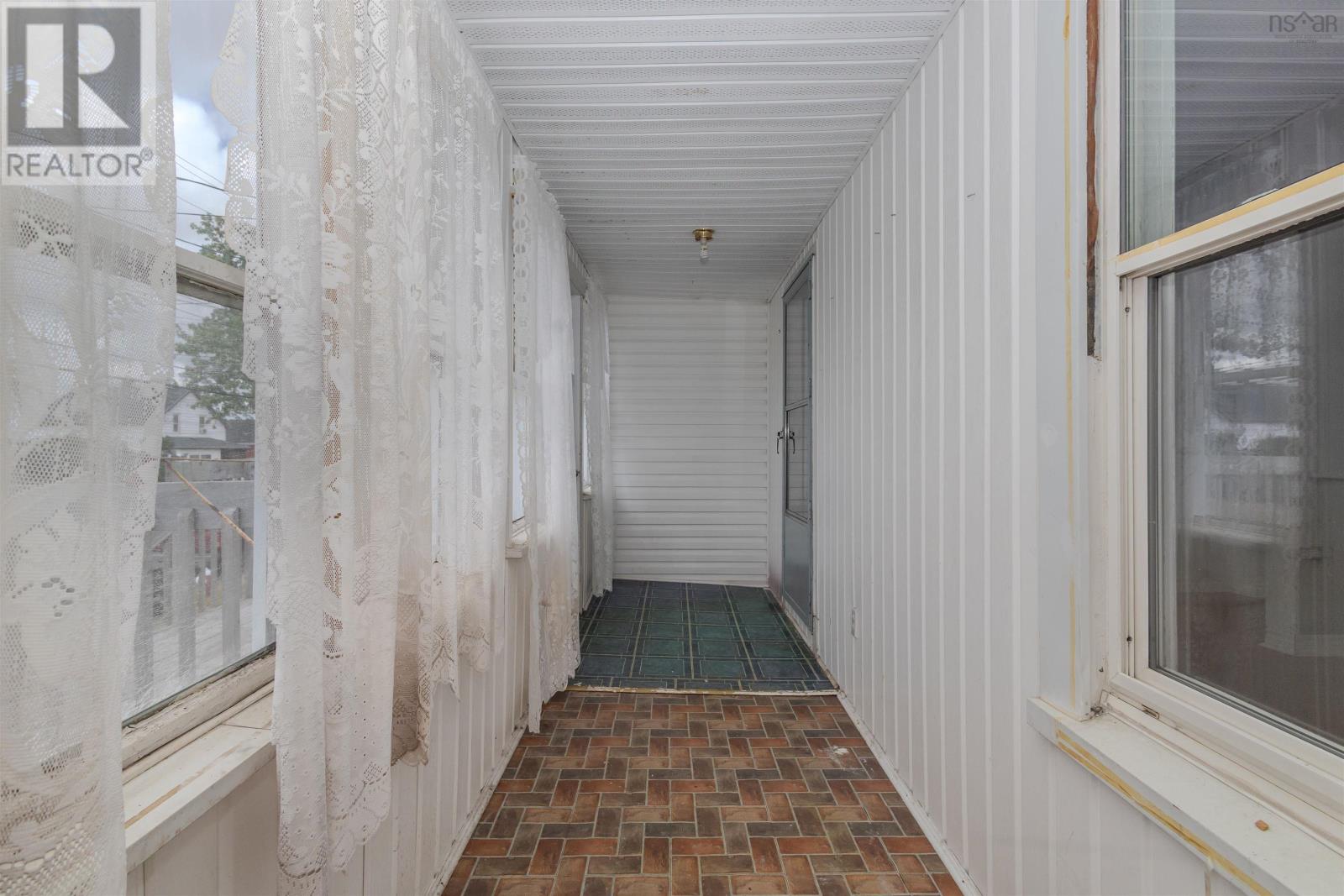 Property 6 of 32 of 46 Richmond Street