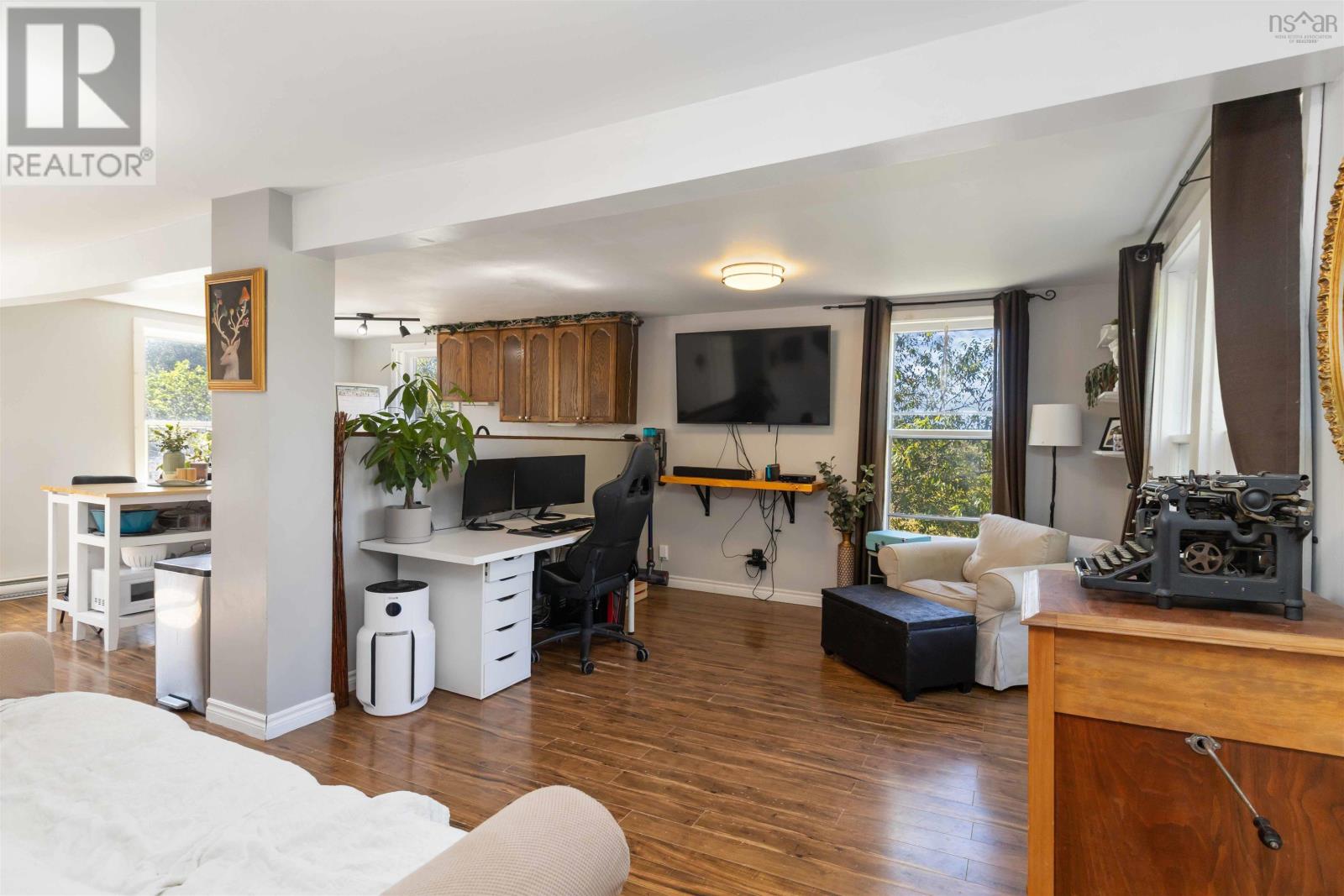 Property 16 of 42 of 2267 Highway 210