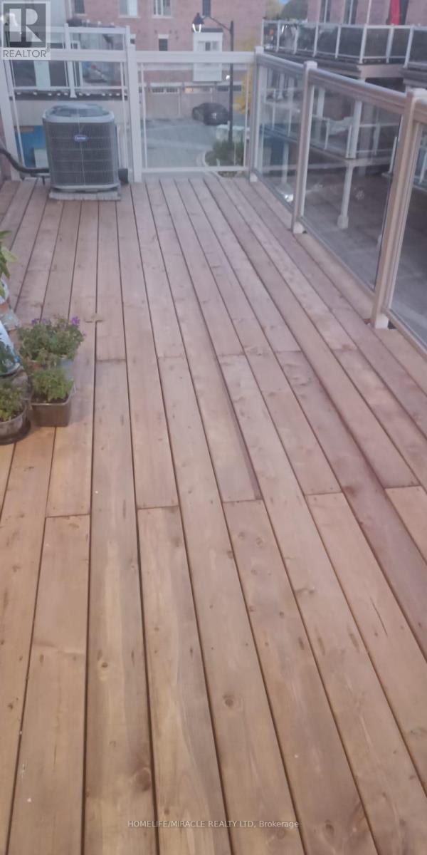 Single Family House for Sale in    HOWDEN BOULEVARD Brampton (Westgate) 