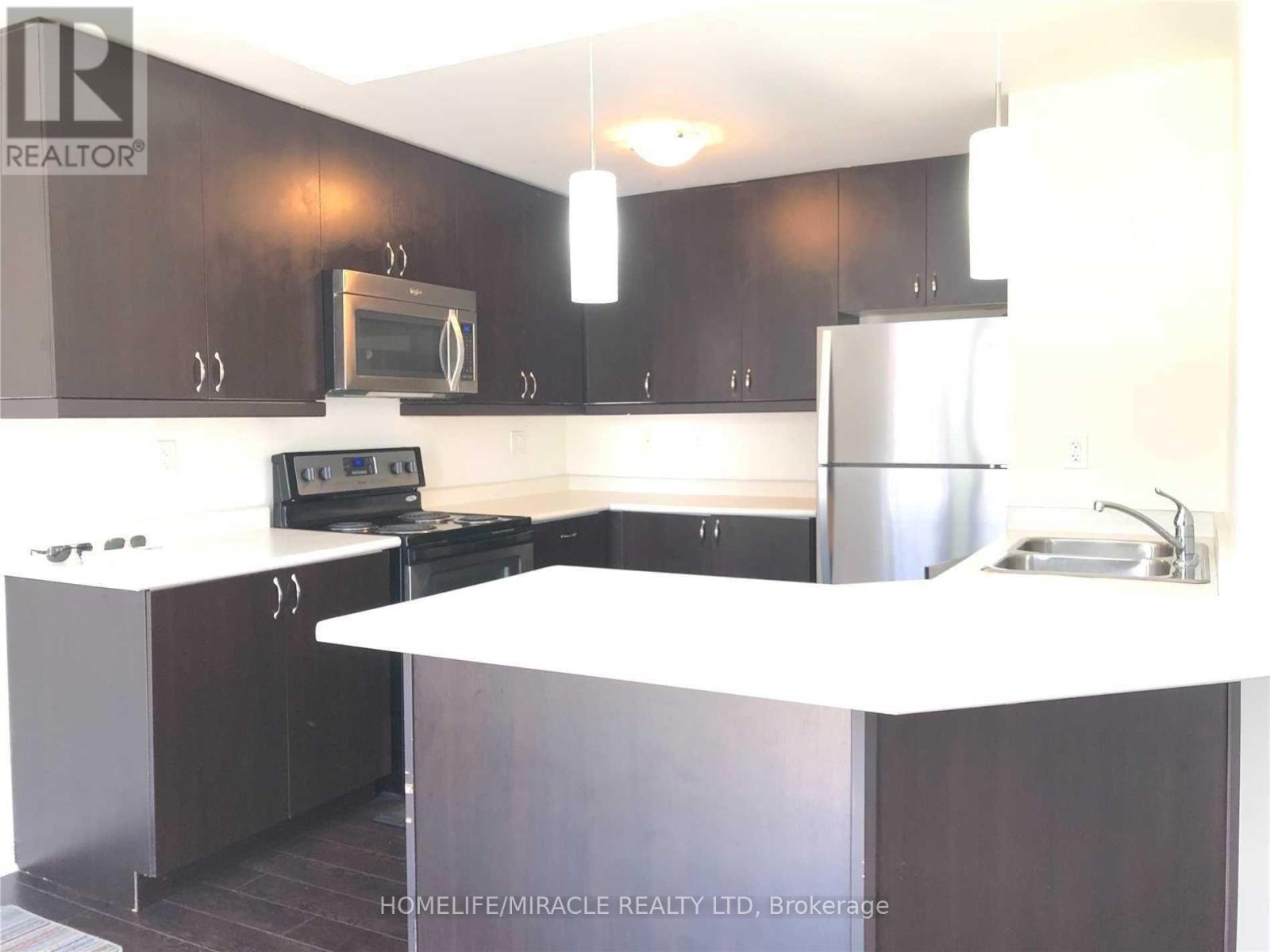 Single Family House for Sale in    HOWDEN BOULEVARD Brampton (Westgate) 