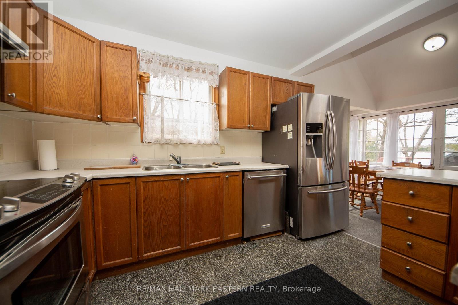 1682 POPLAR POINT ROAD S - 5