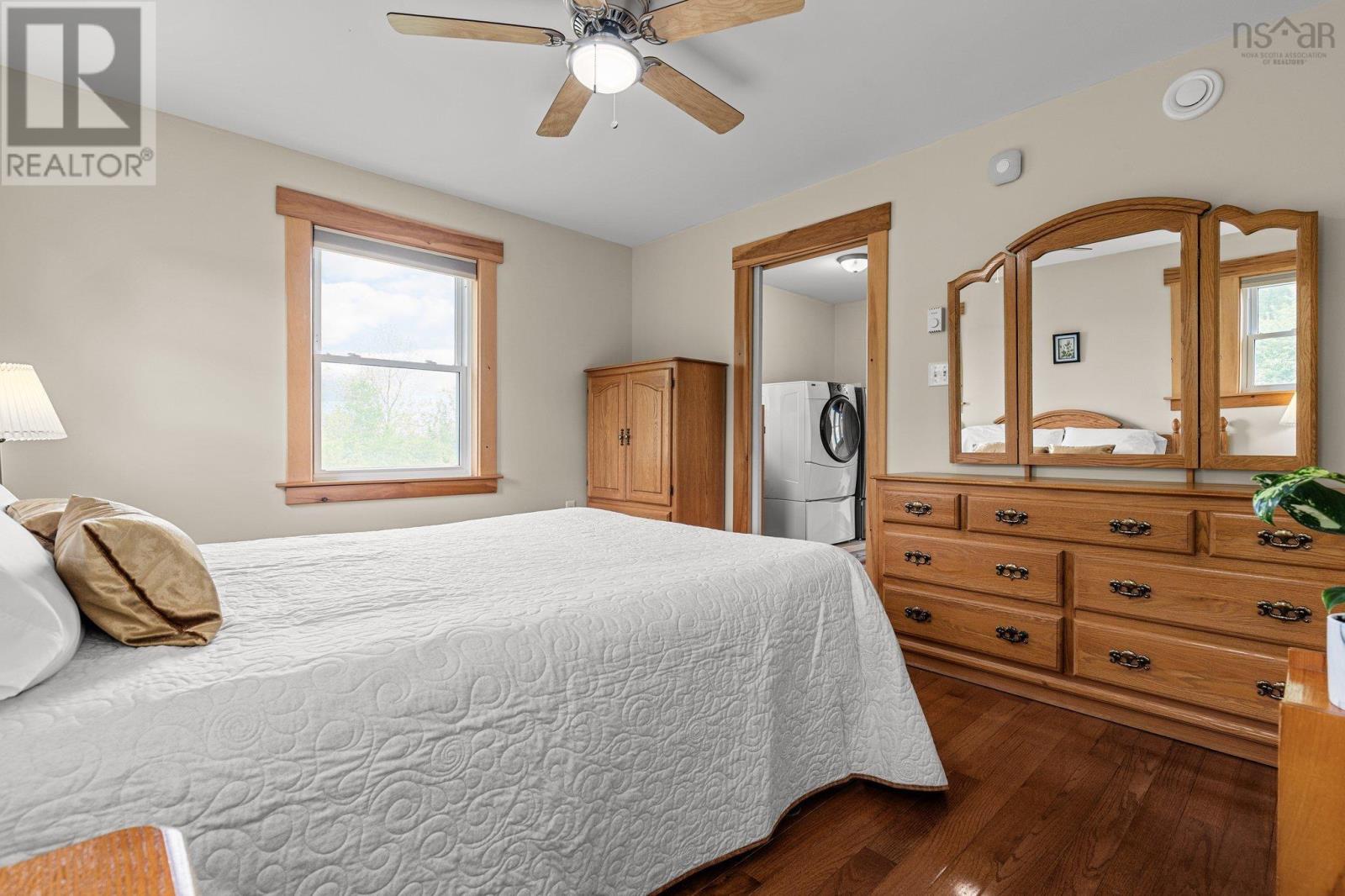 Property 15 of 42 of 327 East Torbrook Road