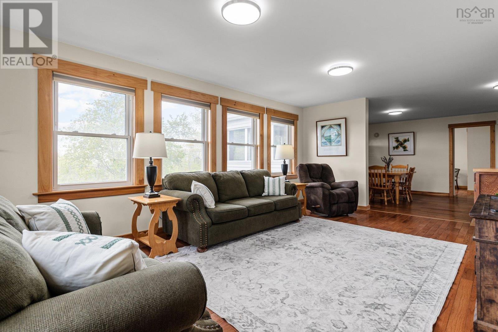 Property 18 of 42 of 327 East Torbrook Road