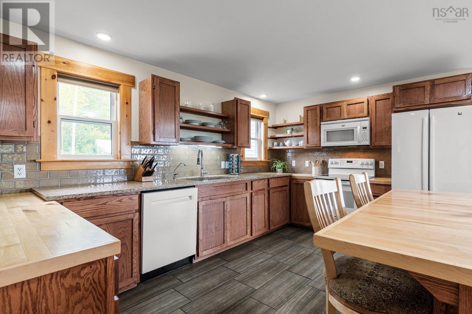 Property 24 of 42 of 327 East Torbrook Road