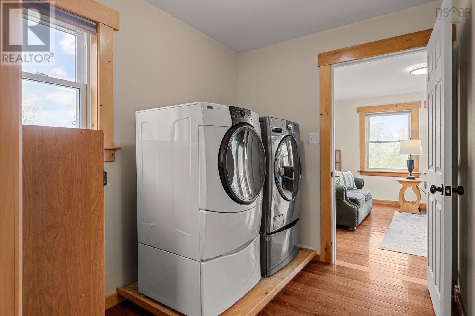 Property 16 of 42 of 327 East Torbrook Road