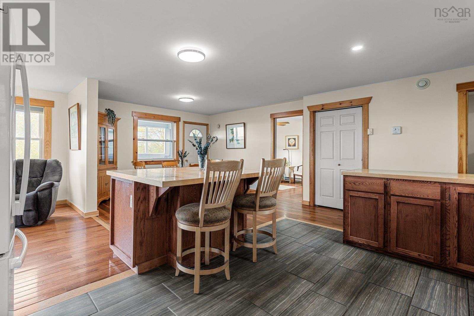 Property 25 of 42 of 327 East Torbrook Road