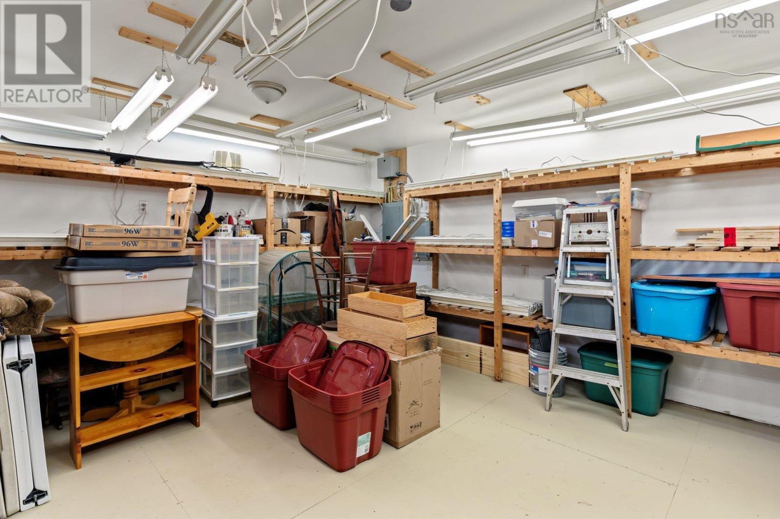 Property 37 of 42 of 327 East Torbrook Road