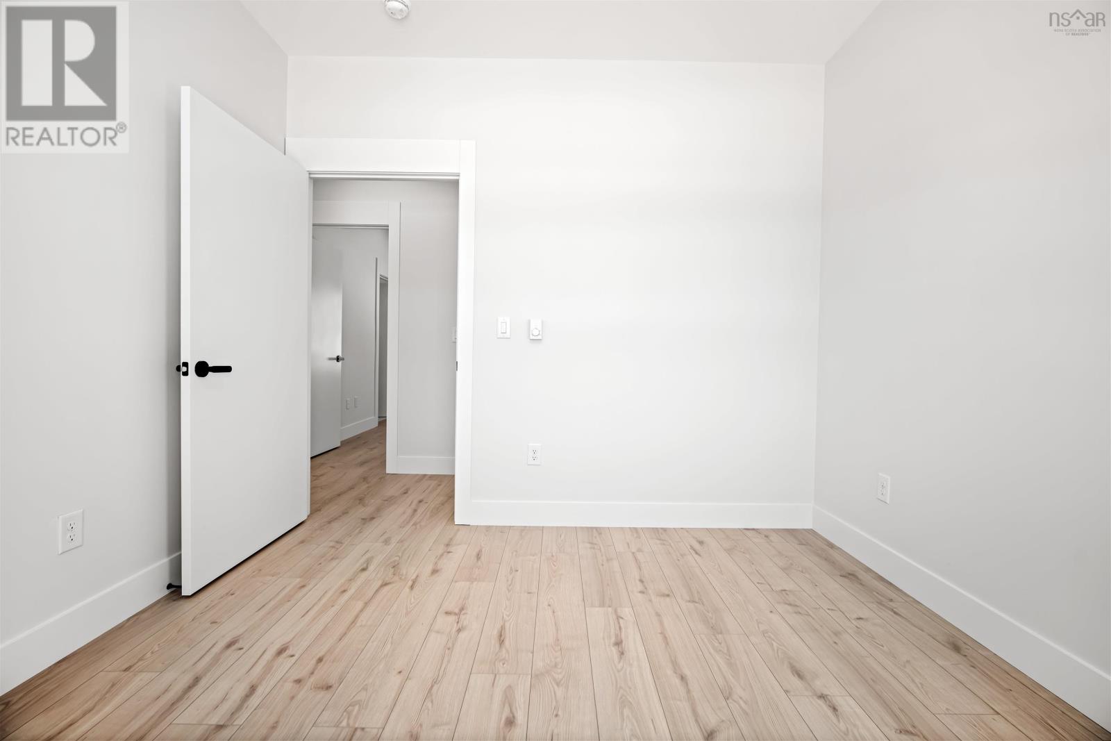 Property 17 of 35 of Lot 5018 400 Zaffre Drive