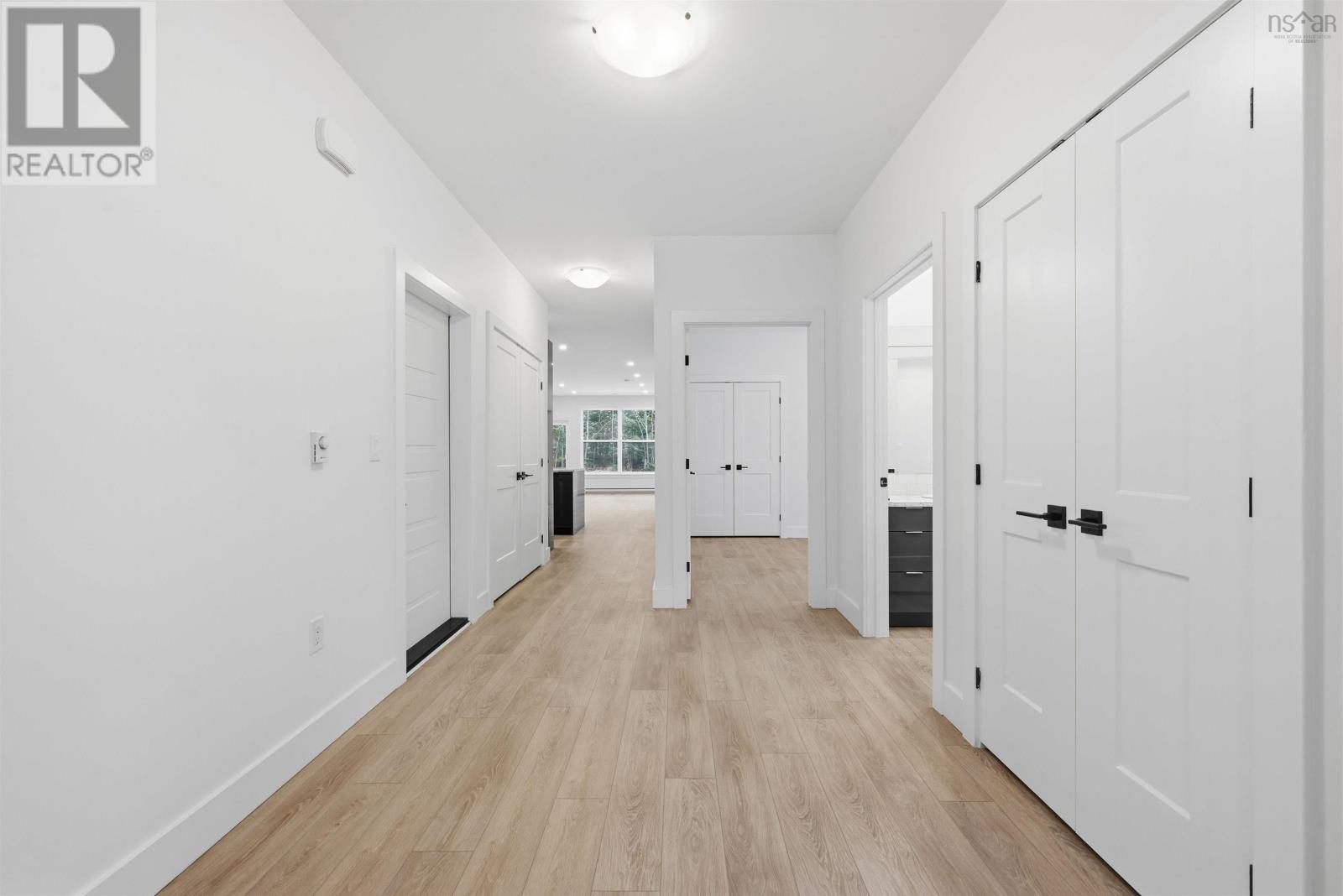 Property 4 of 31 of 75 Tyler Street