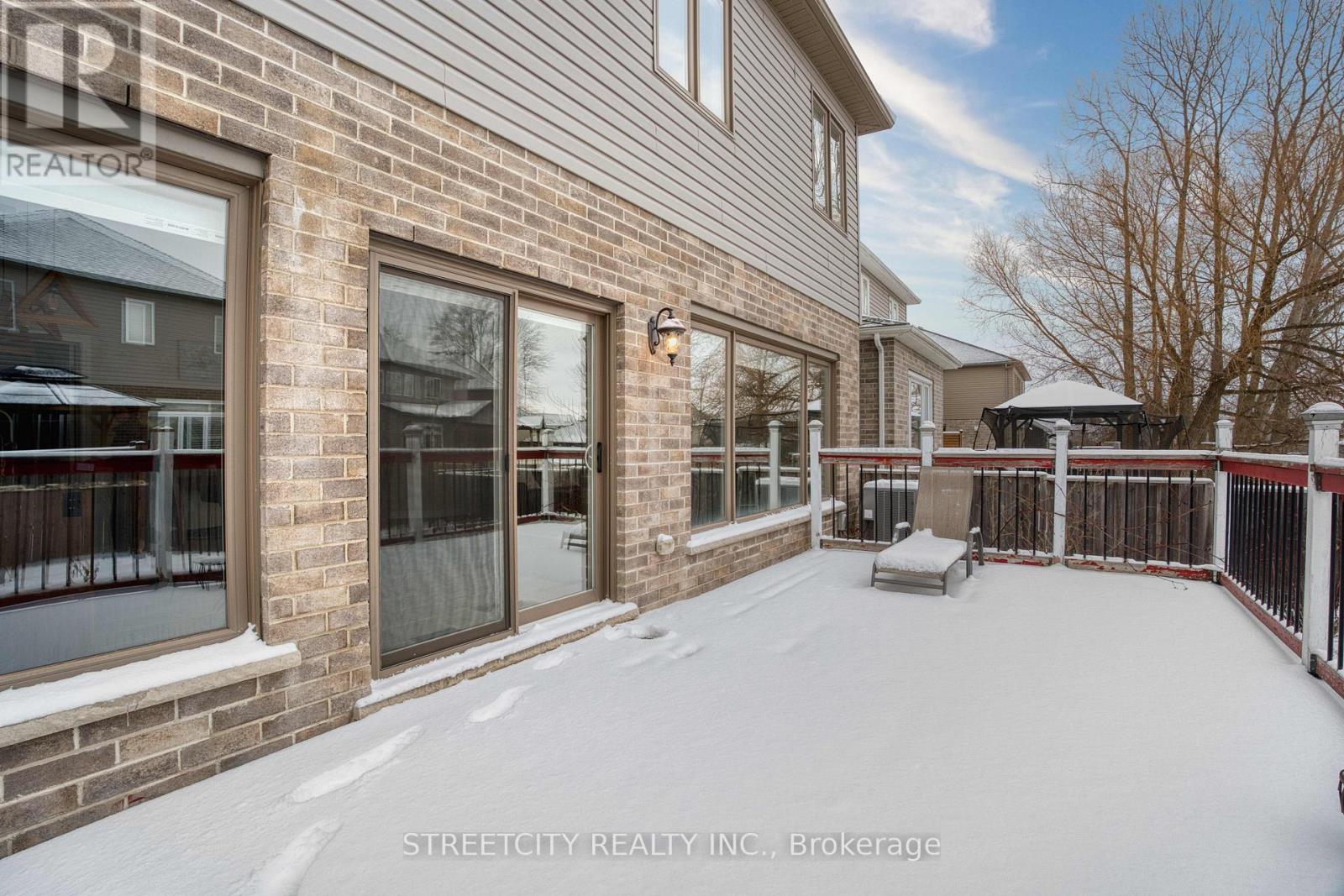 2206 SPRINGRIDGE DRIVE Property Photo