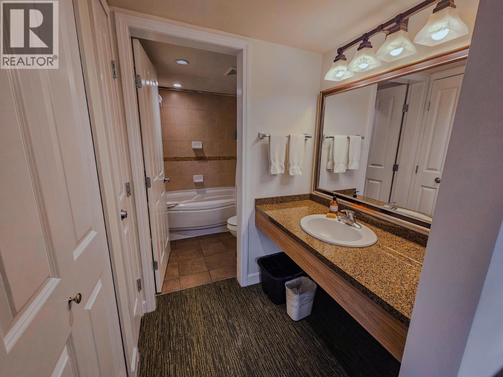 407 40900 TANTALUS ROAD, Squamish