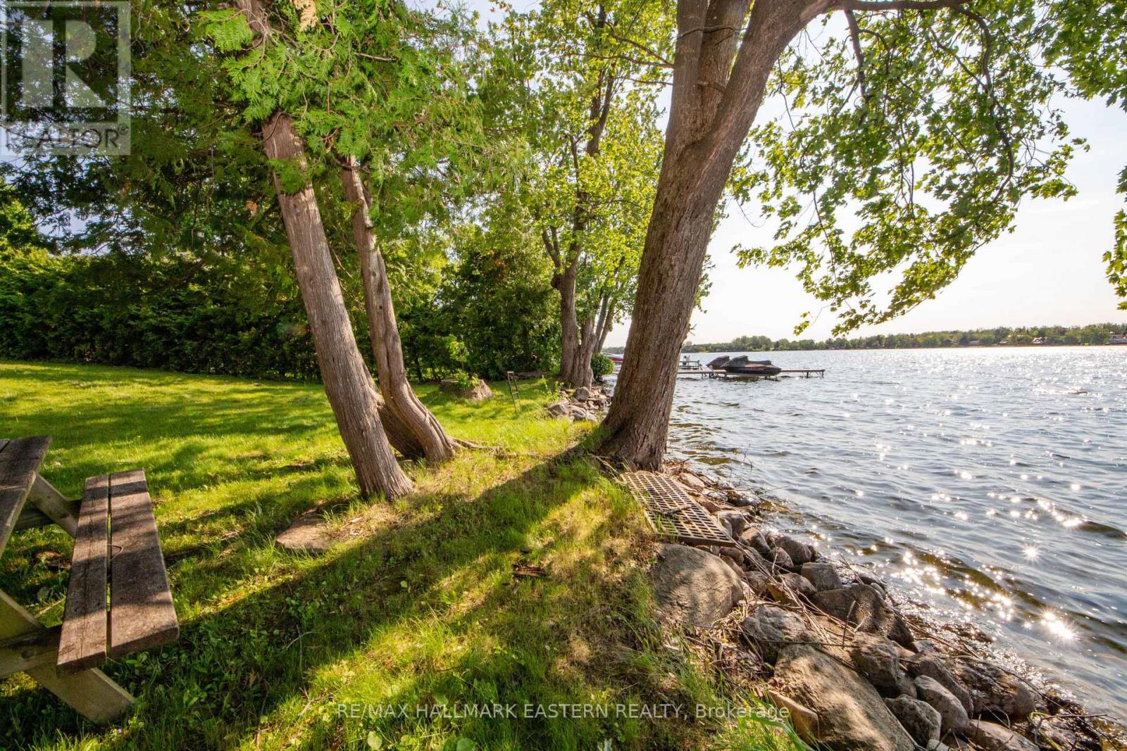 1682 POPLAR POINT ROAD S - 32