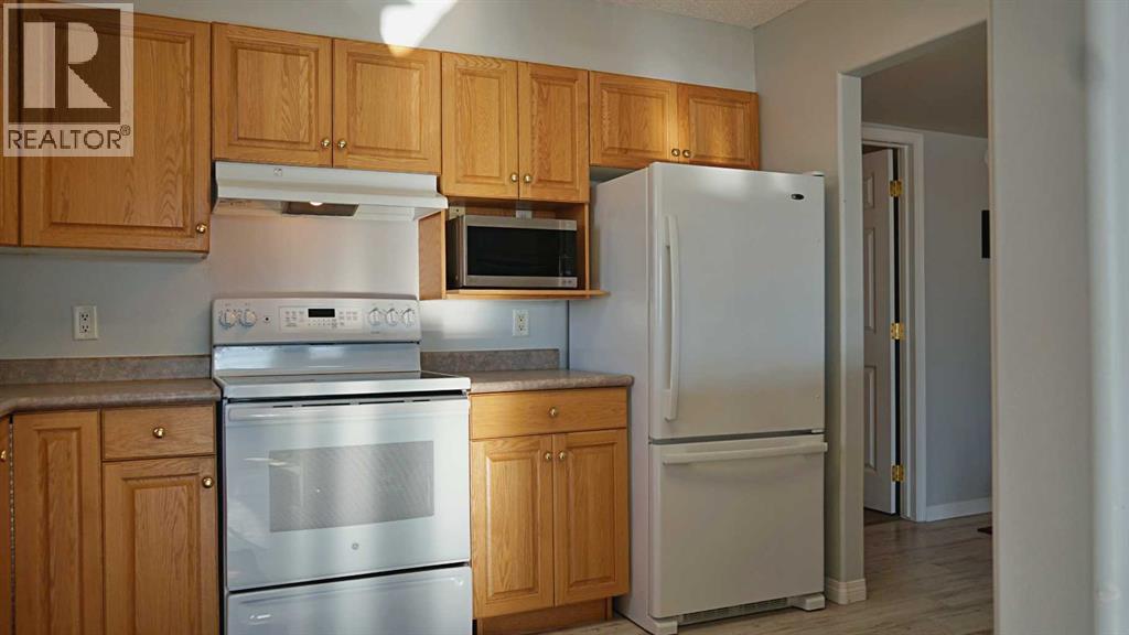 306, 5101 51 Avenue - Photo 4 of 22, Vermilion, Alberta