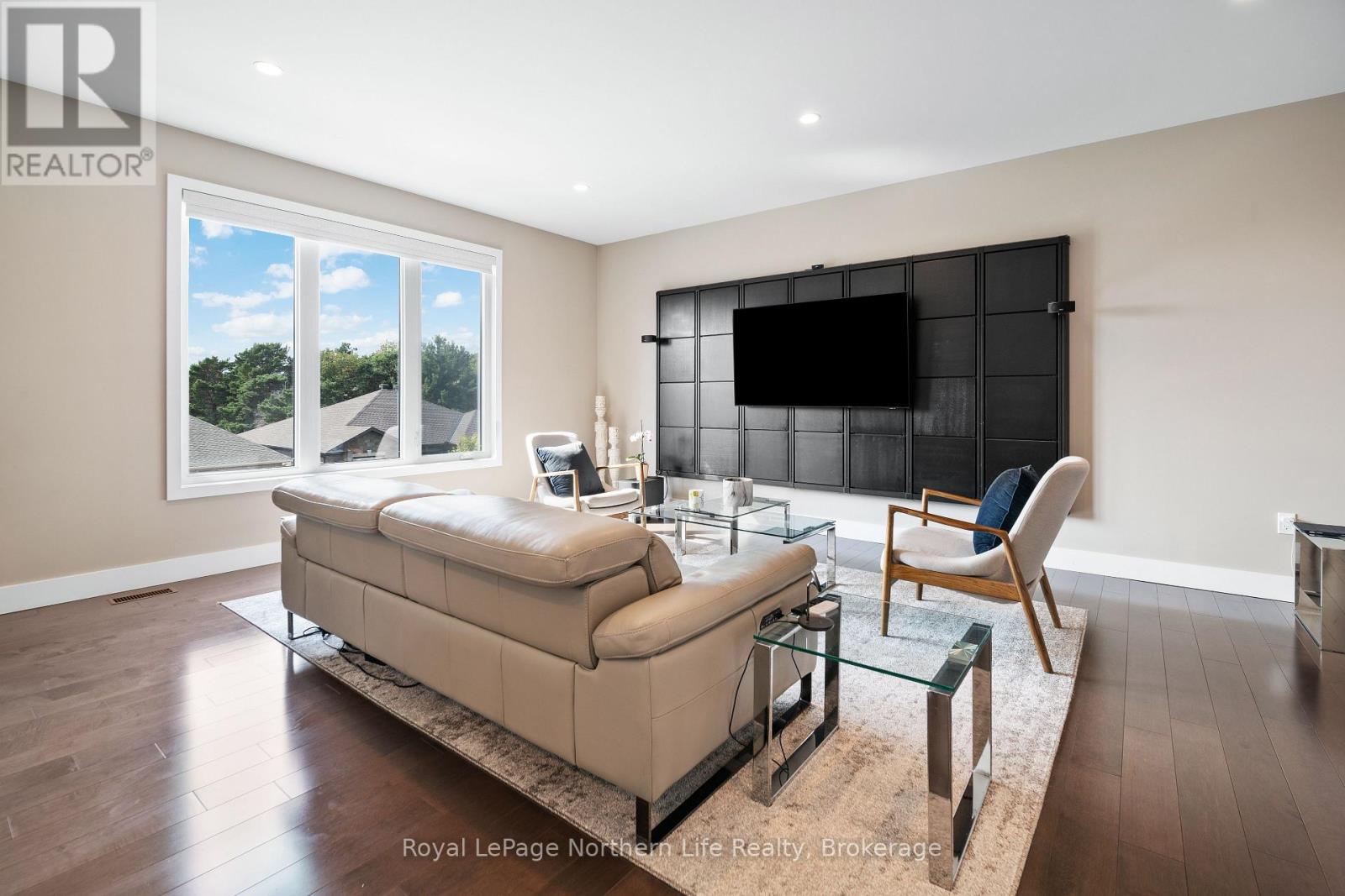 5 ZEPHYR HEIGHTS - 11