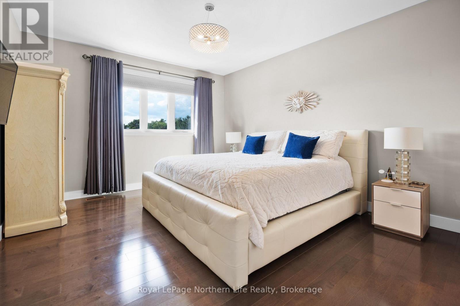 5 ZEPHYR HEIGHTS - 28
