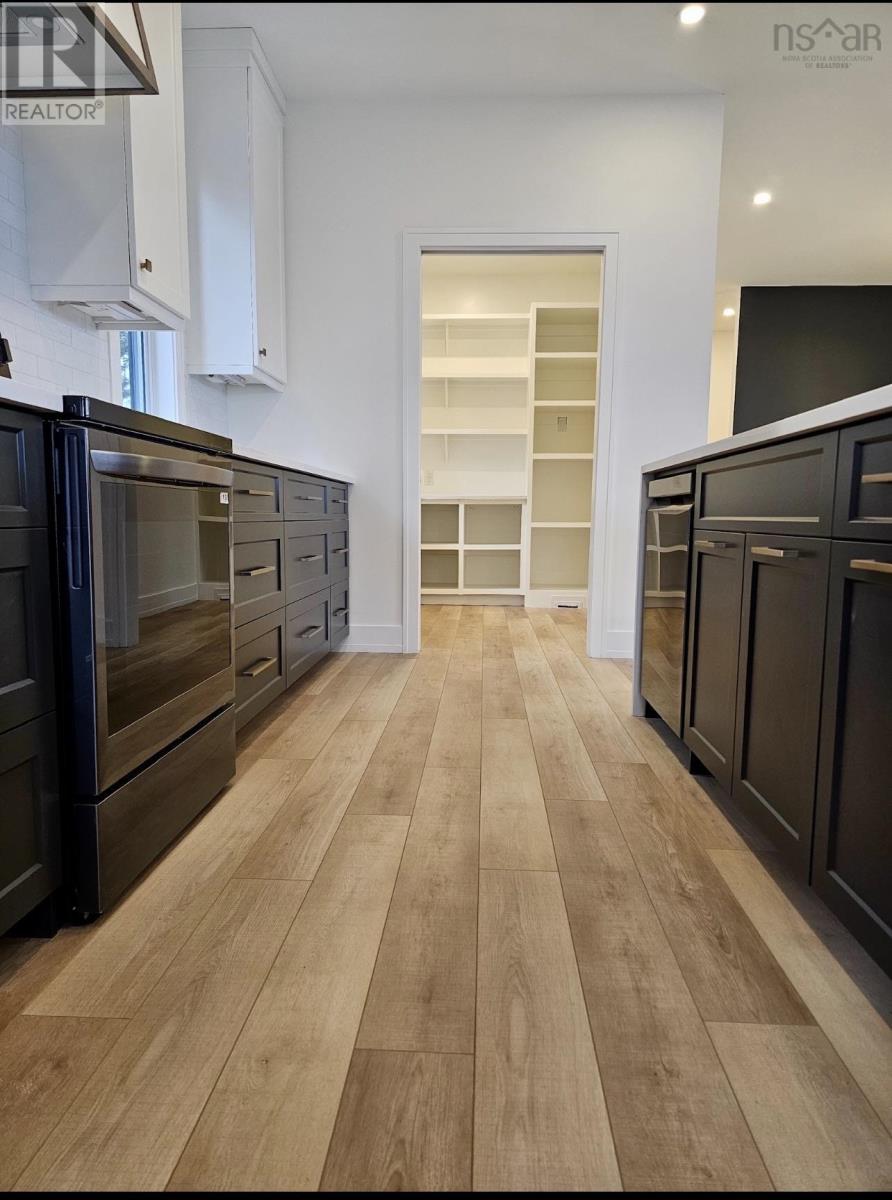 Property 13 of 35 of 177 Marwood Drive