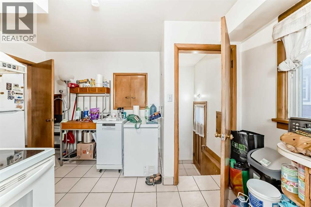 Single Family House Bungalow for Sale in   Avenue NE Tuxedo Park Calgary 