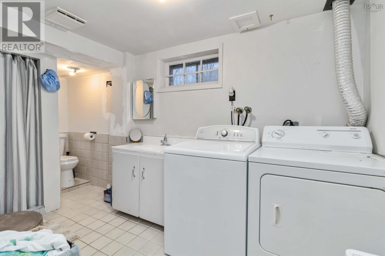 Property 22 of 35 of 41 Raymoor Drive