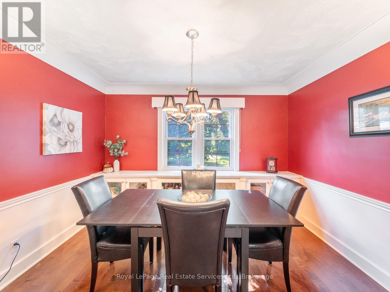 938 KING ROAD - 21