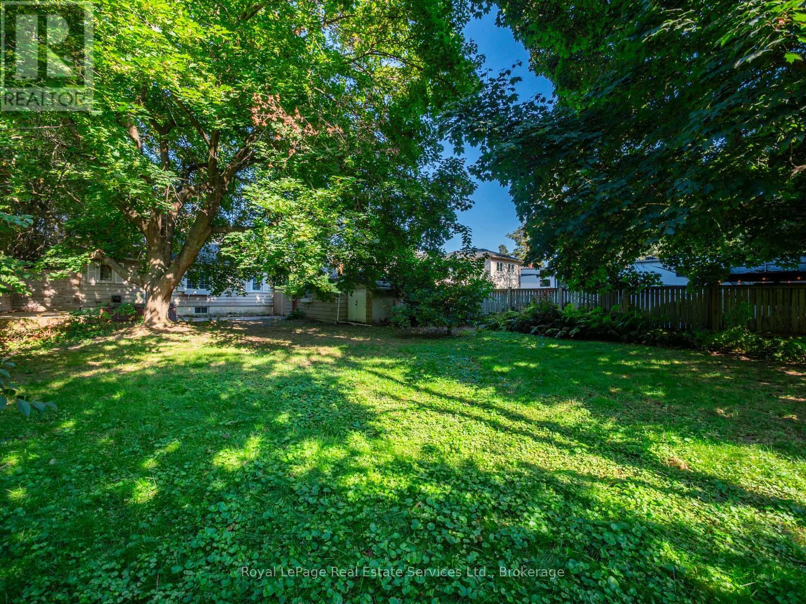 938 KING ROAD - 35