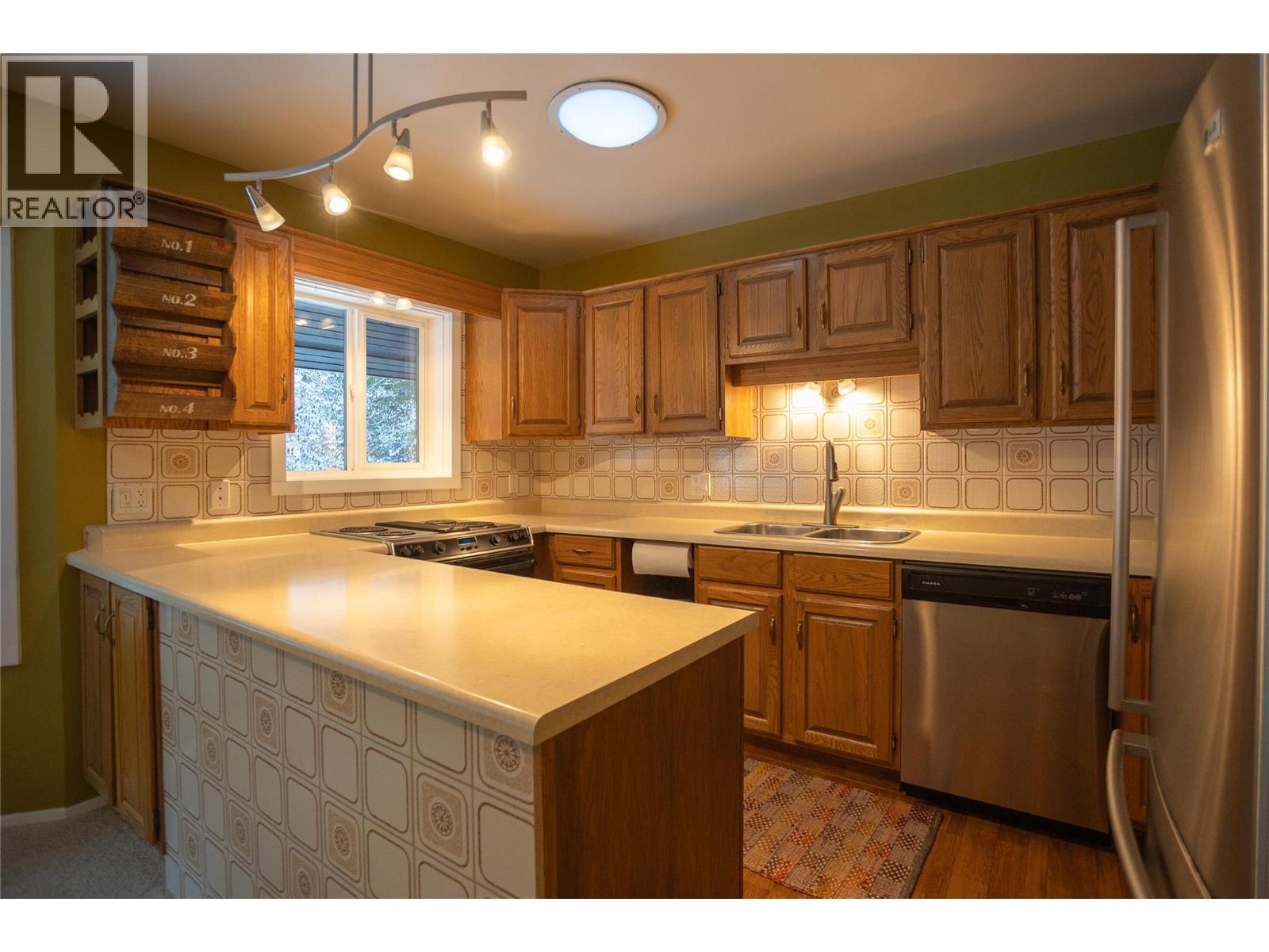 1691 3A Highway Unit# 32, Nelson