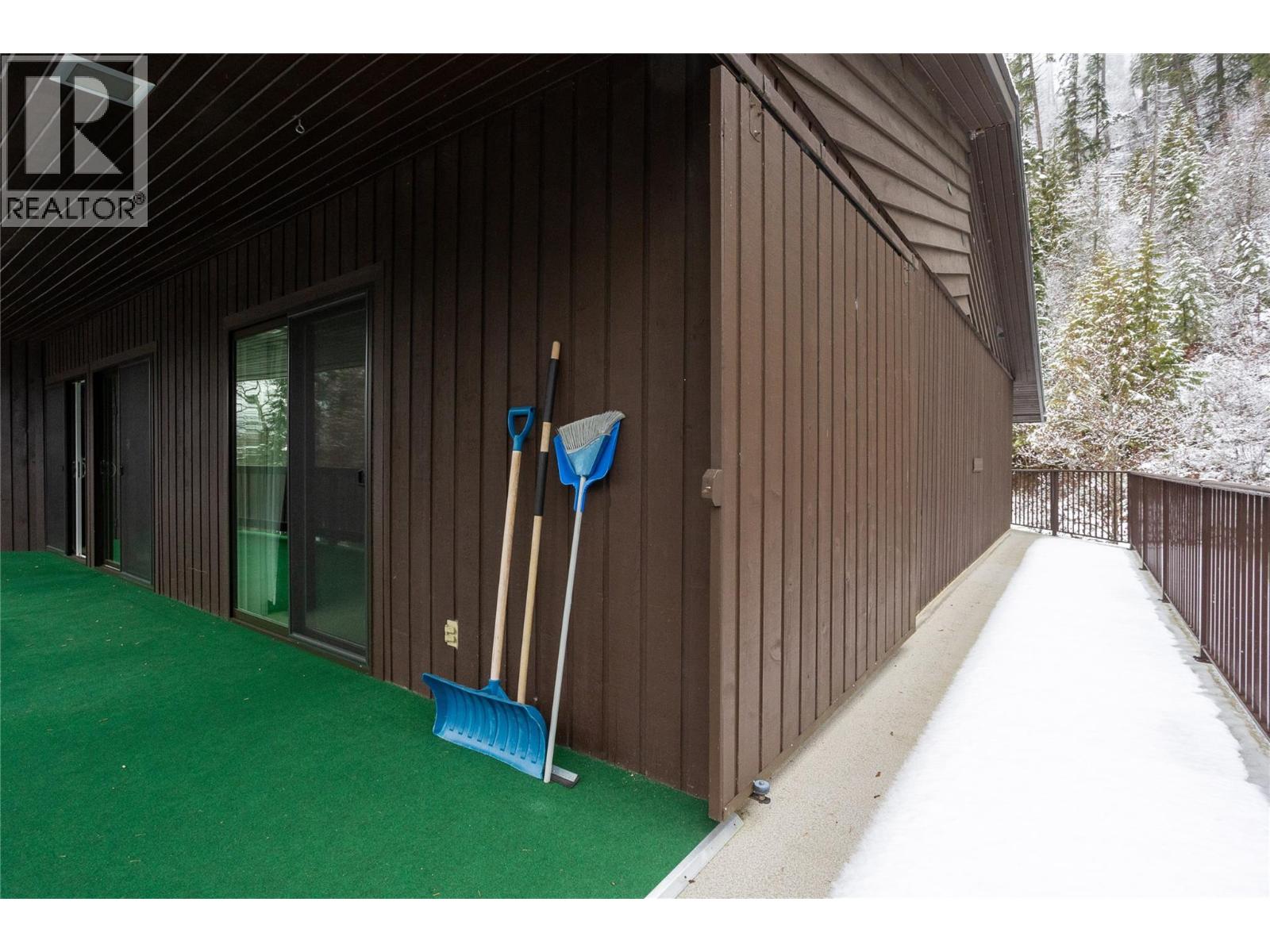 1691 3A Highway Unit# 32, Nelson