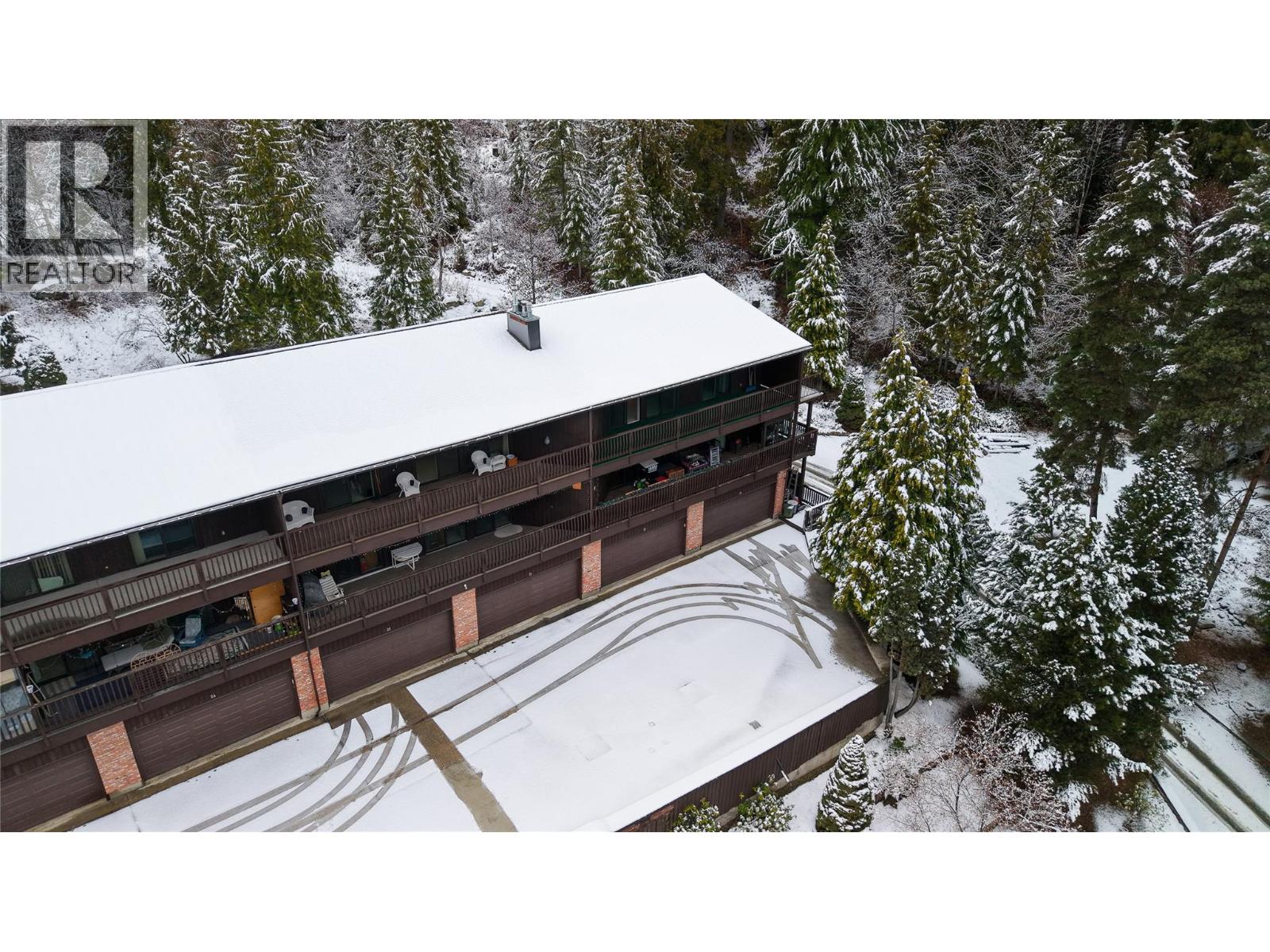 1691 3A Highway Unit# 32, Nelson