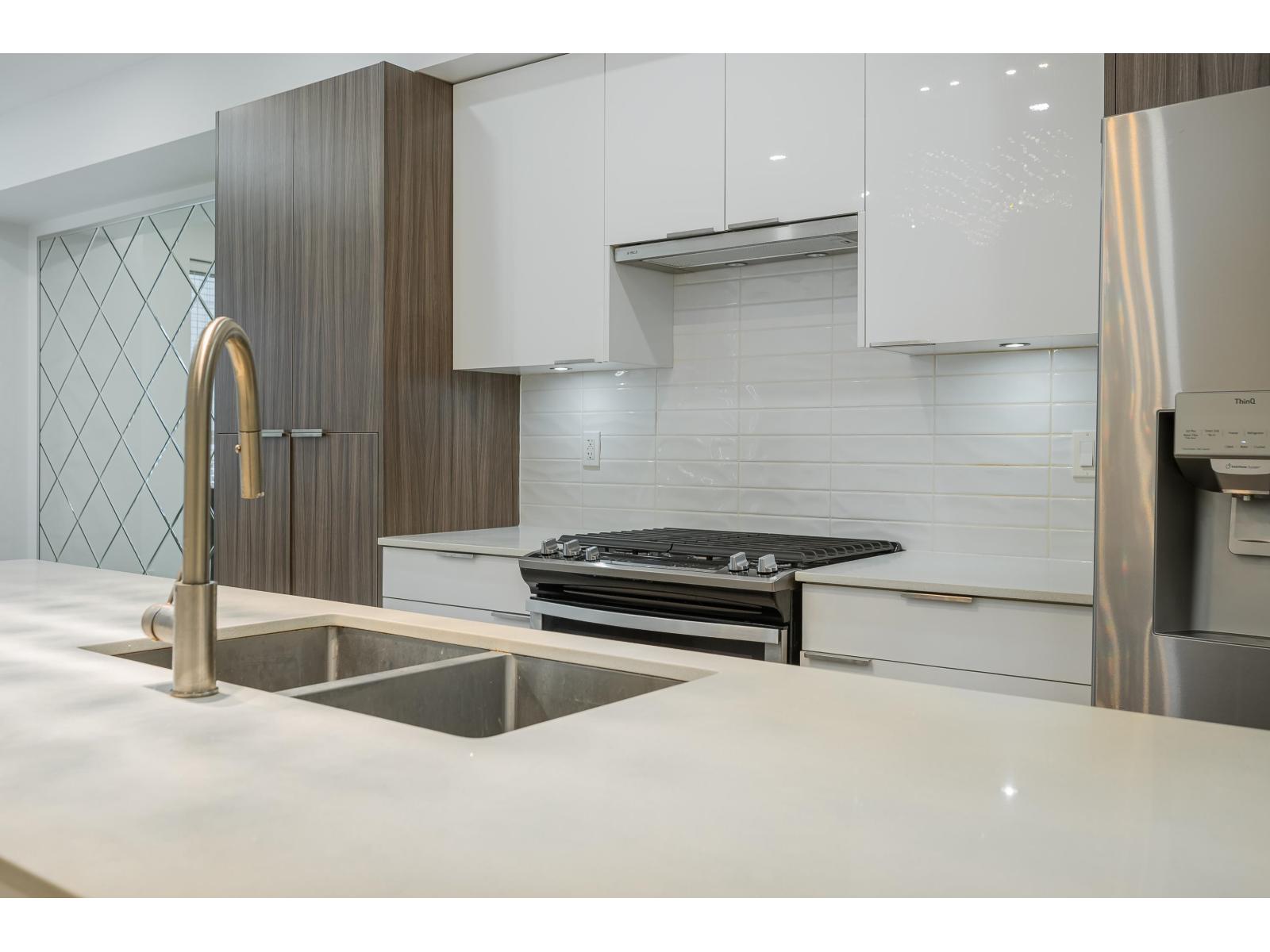 15 19760 55 AVENUE, Langley