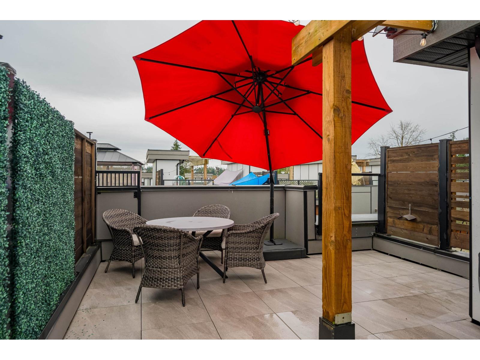 15 19760 55 AVENUE, Langley