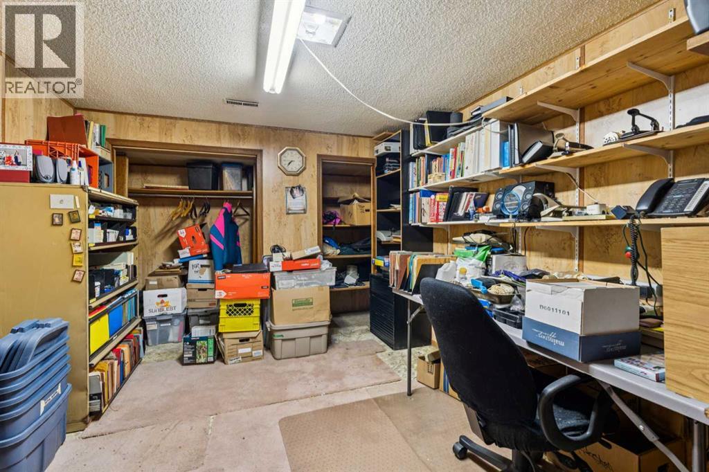 Single Family House Bungalow for Sale in   Street SE Southview Calgary 