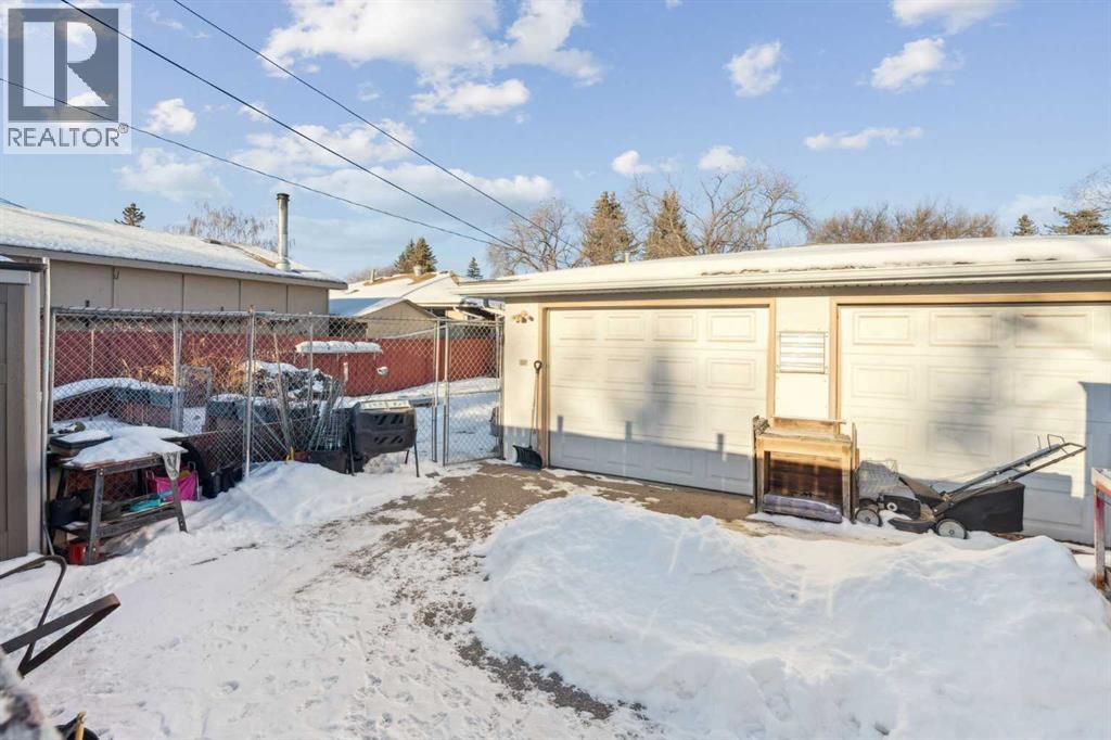 Single Family House Bungalow for Sale in   Street SE Southview Calgary 