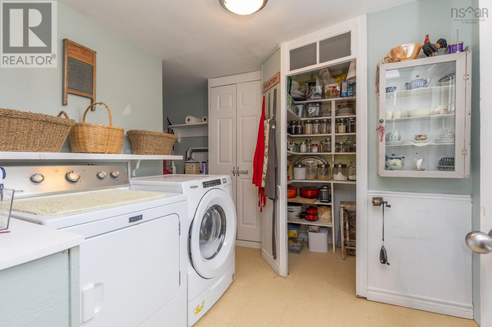 Property 16 of 48 of 4 Market Street