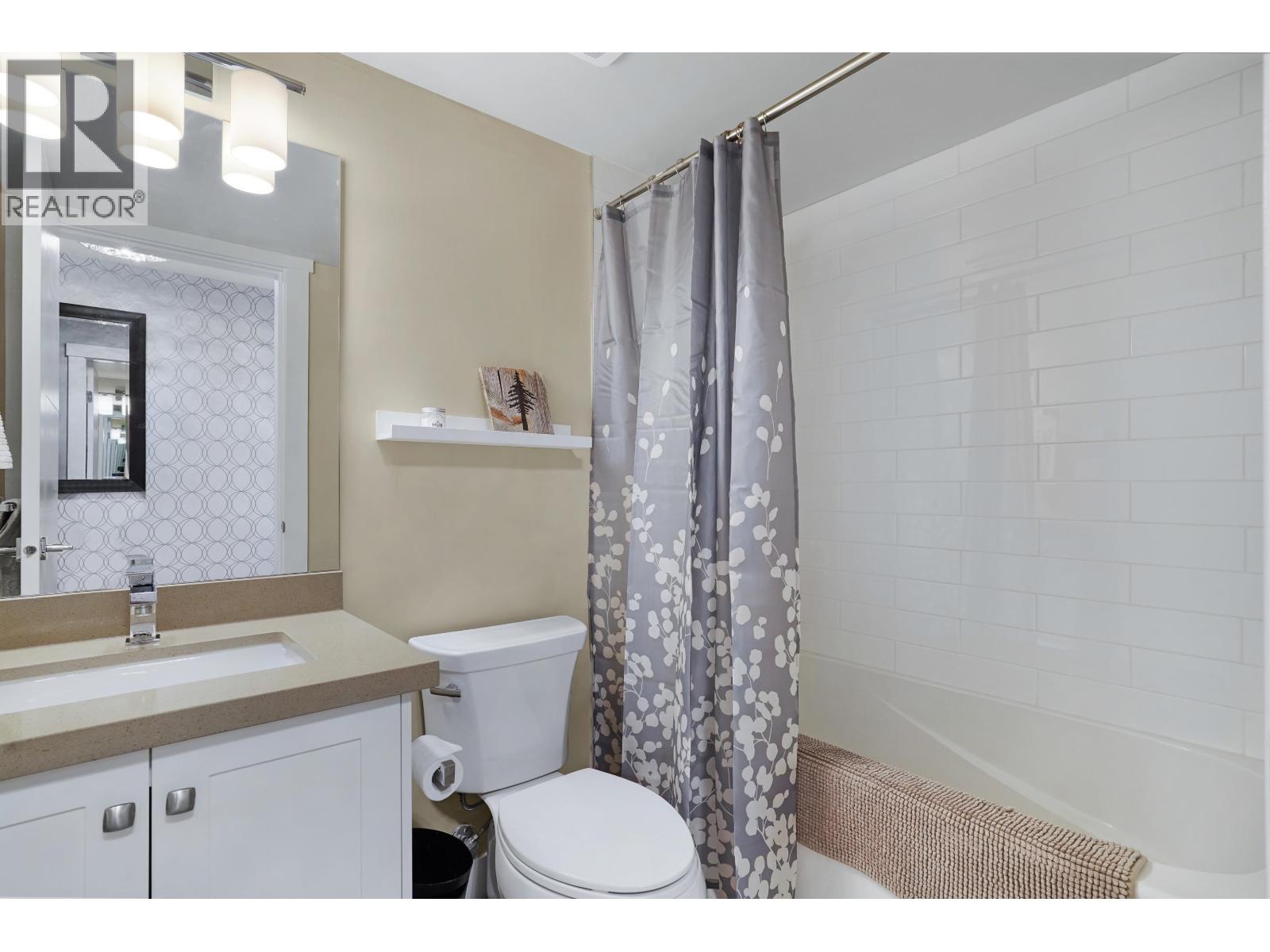 #210-4815 55B Street, Delta