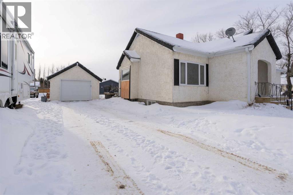 
          5615 49 Avenue
            <br/>
            <span>Killam</span>
            , 
            <span>AB</span>
             <span>T0B2L0</span>
         - Photo 29