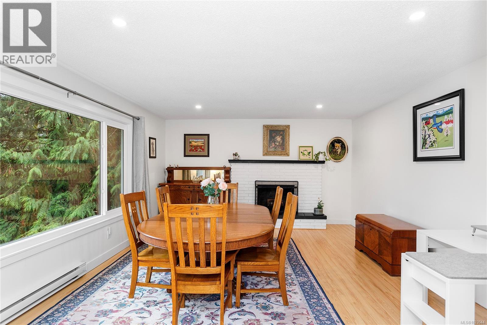 2373 Mcdivitt Dr, Nanoose Bay