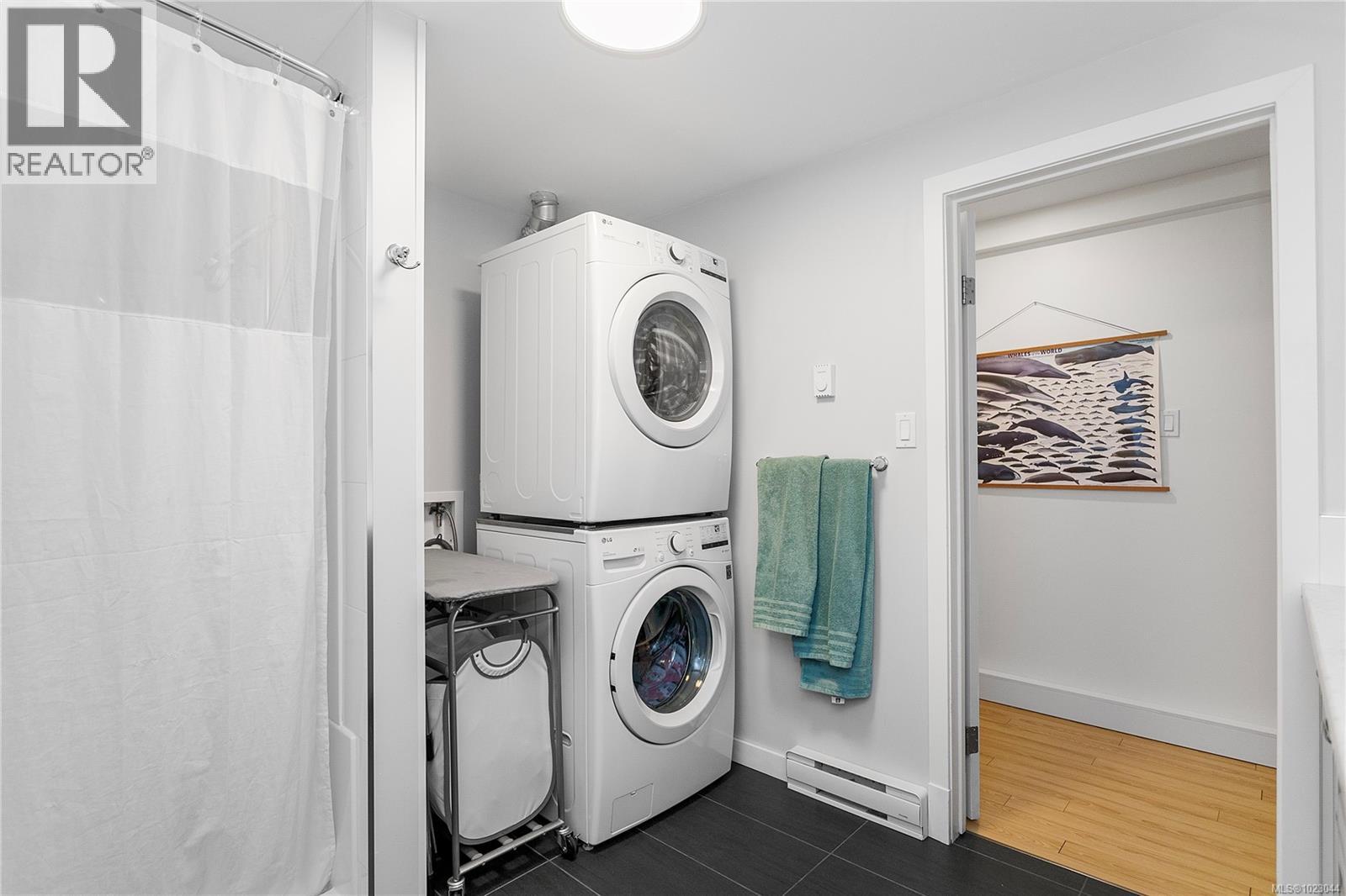 2373 Mcdivitt Dr, Nanoose Bay