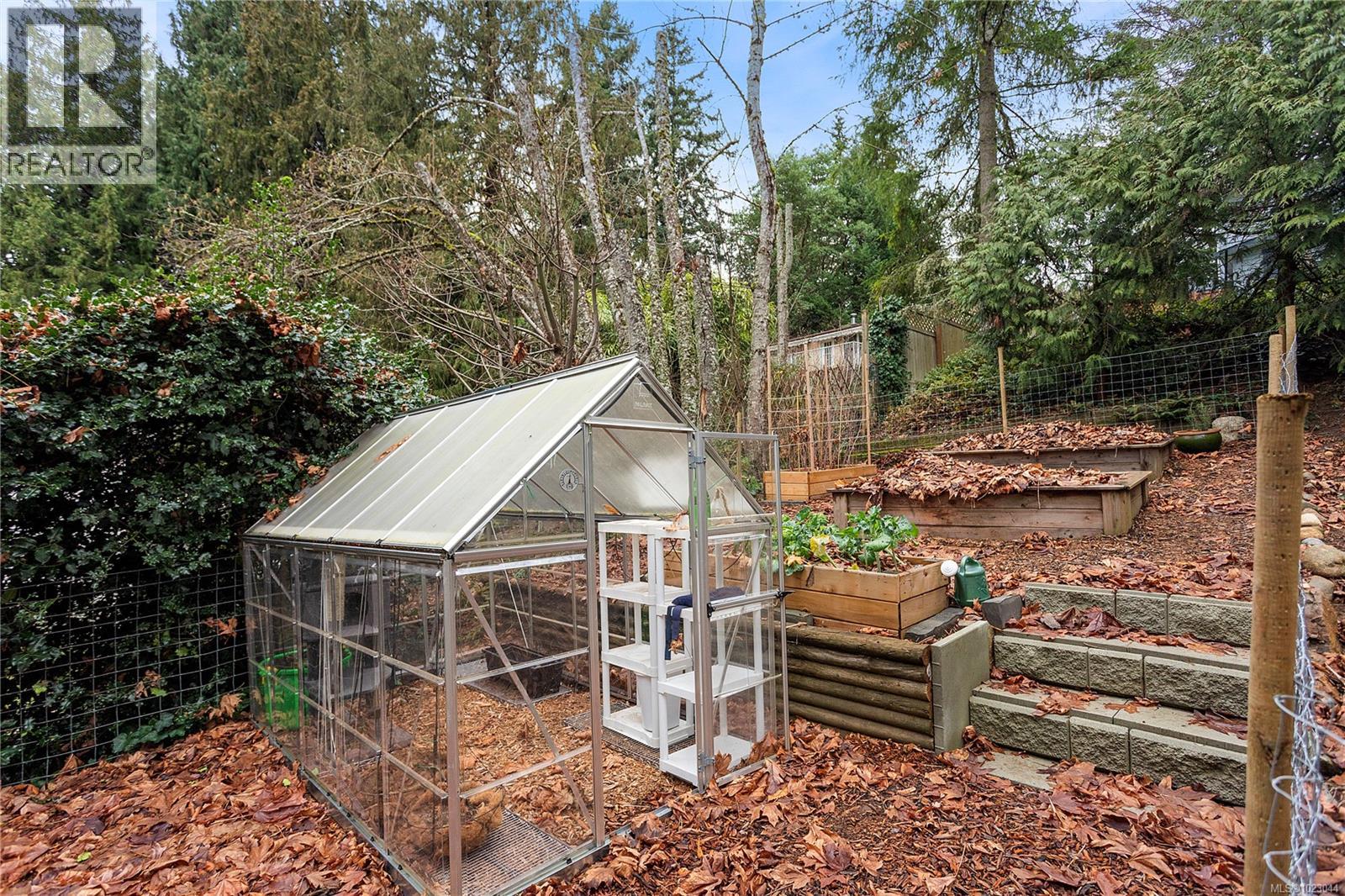 2373 Mcdivitt Dr, Nanoose Bay