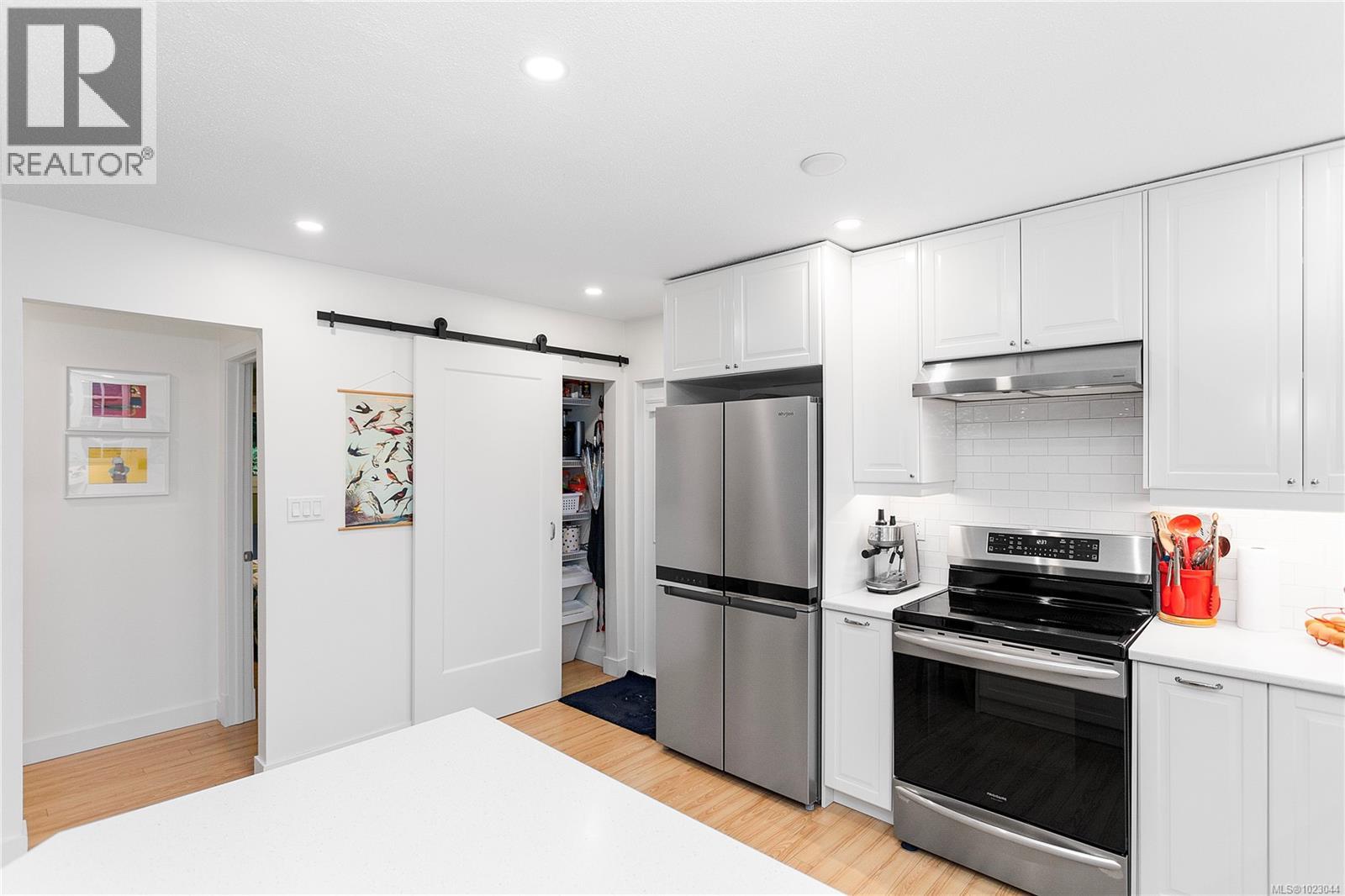 2373 Mcdivitt Dr, Nanoose Bay