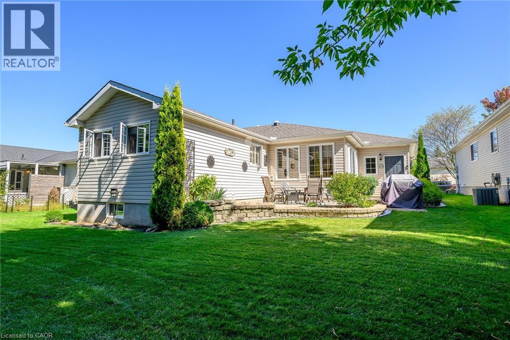 110 KILROOT Place - Photo 2 of 50, Freelton, Ontario