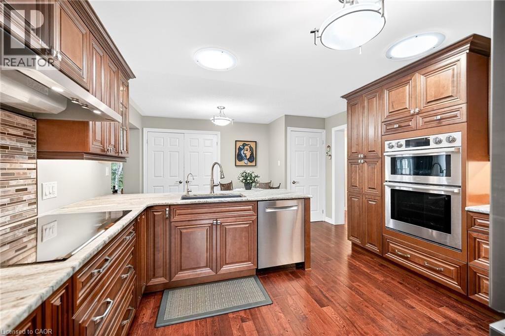 110 KILROOT Place - Photo 3 of 50, Freelton, Ontario