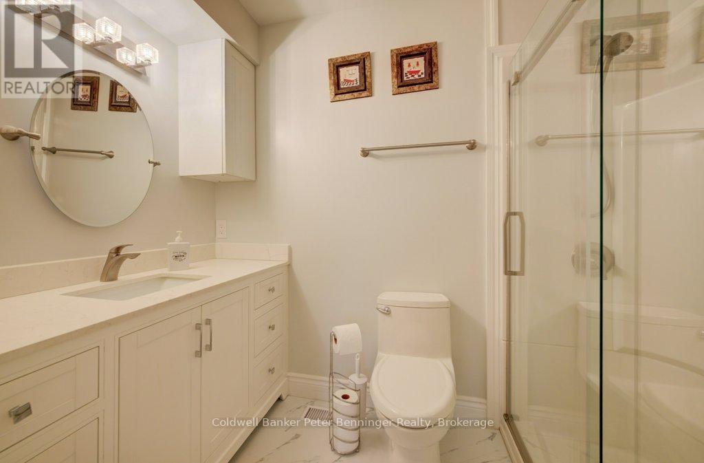 #16 874 ARLINGTON STREET - 20