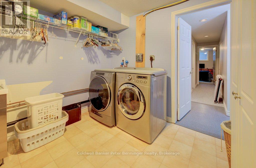 #16 874 ARLINGTON STREET - 35