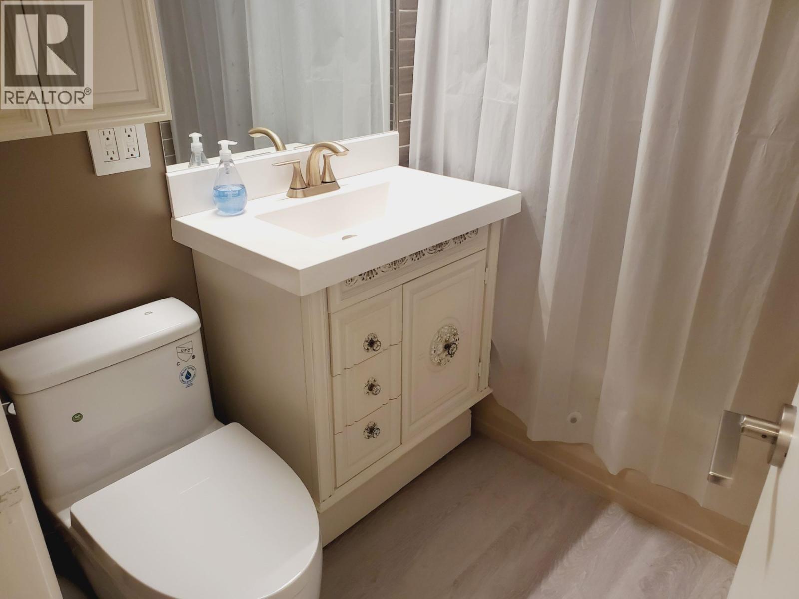 503 1785 ESQUIMALT AVENUE, West Vancouver