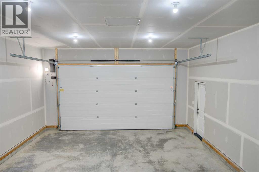 6 Ian Way, Sylvan Lake