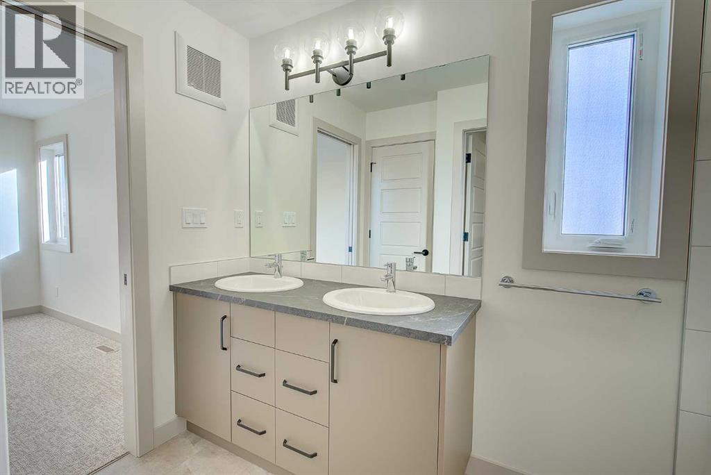 6 Ian Way, Sylvan Lake