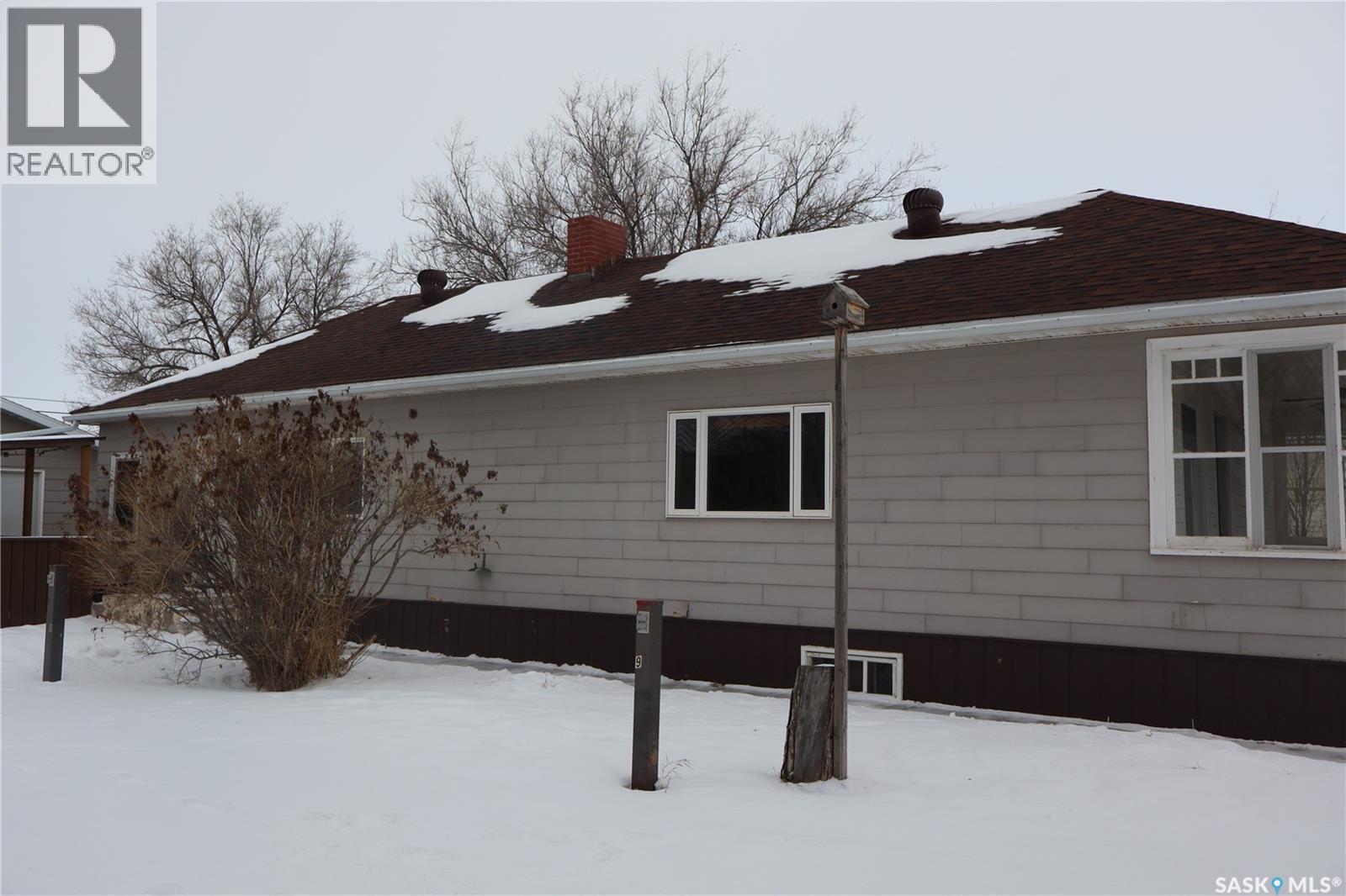 52 2ND AVENUE NE - Image 2