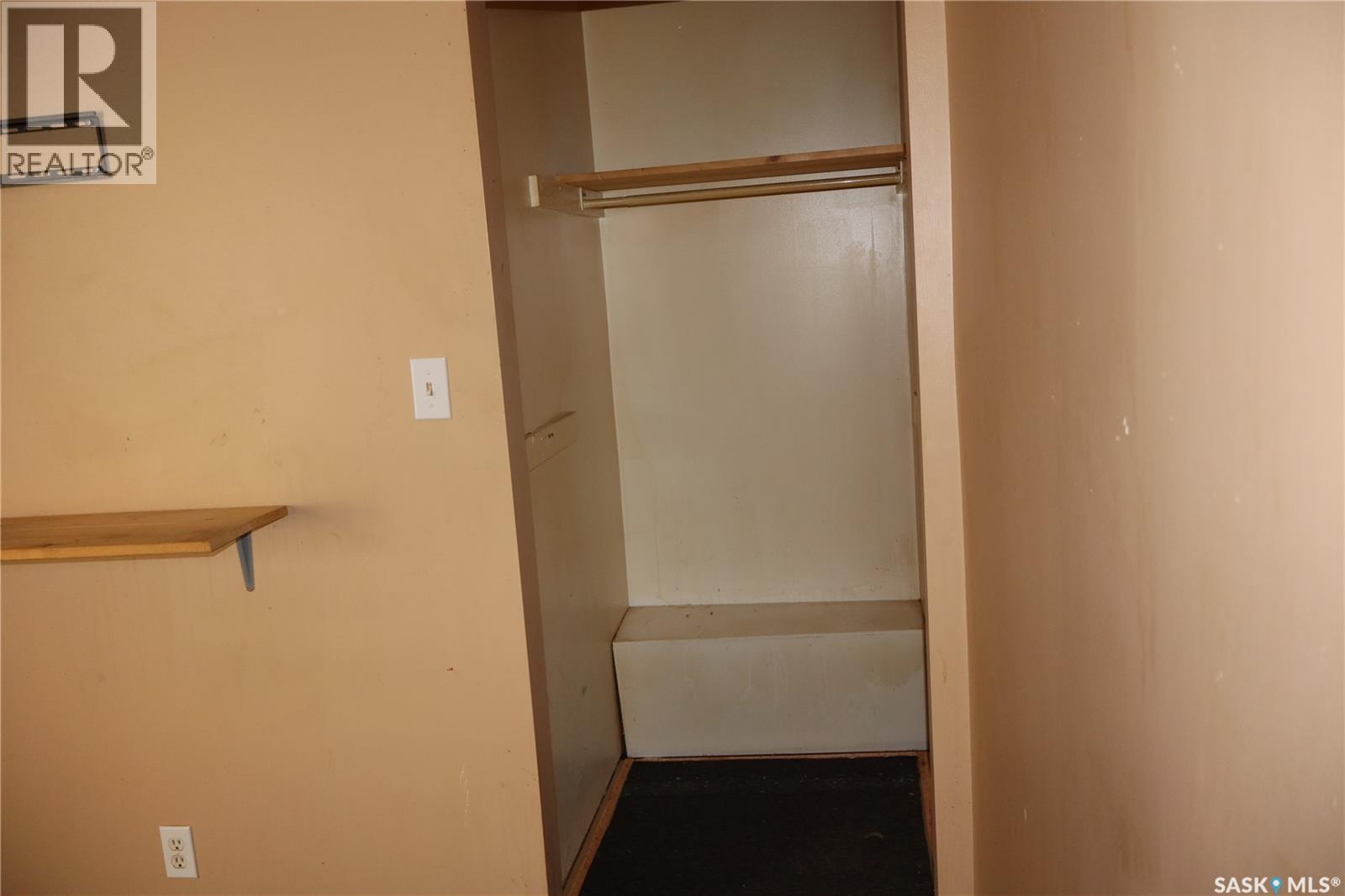 52 2ND AVENUE NE - 21