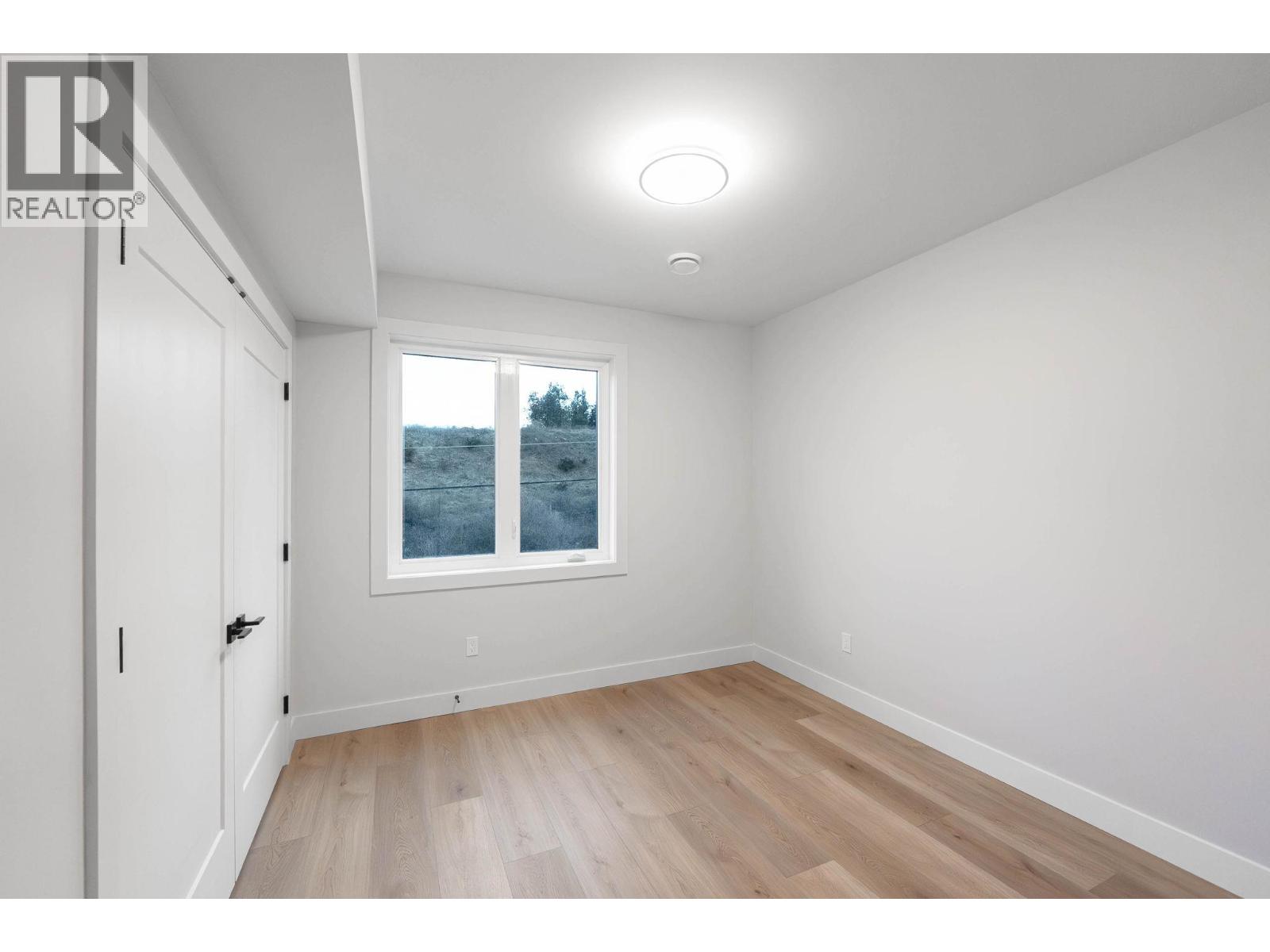  1671 Harbour View Crescent, Kelowna